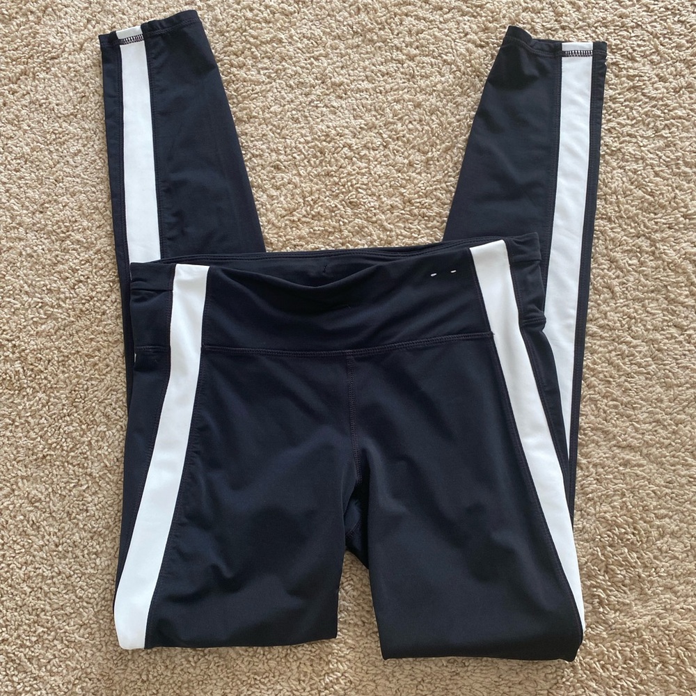 GAPFIT STRIPE GFAST REFLECTION LEGGINGS WITH TOP BACK ZIPPER POCKET ACTIVEWEAR